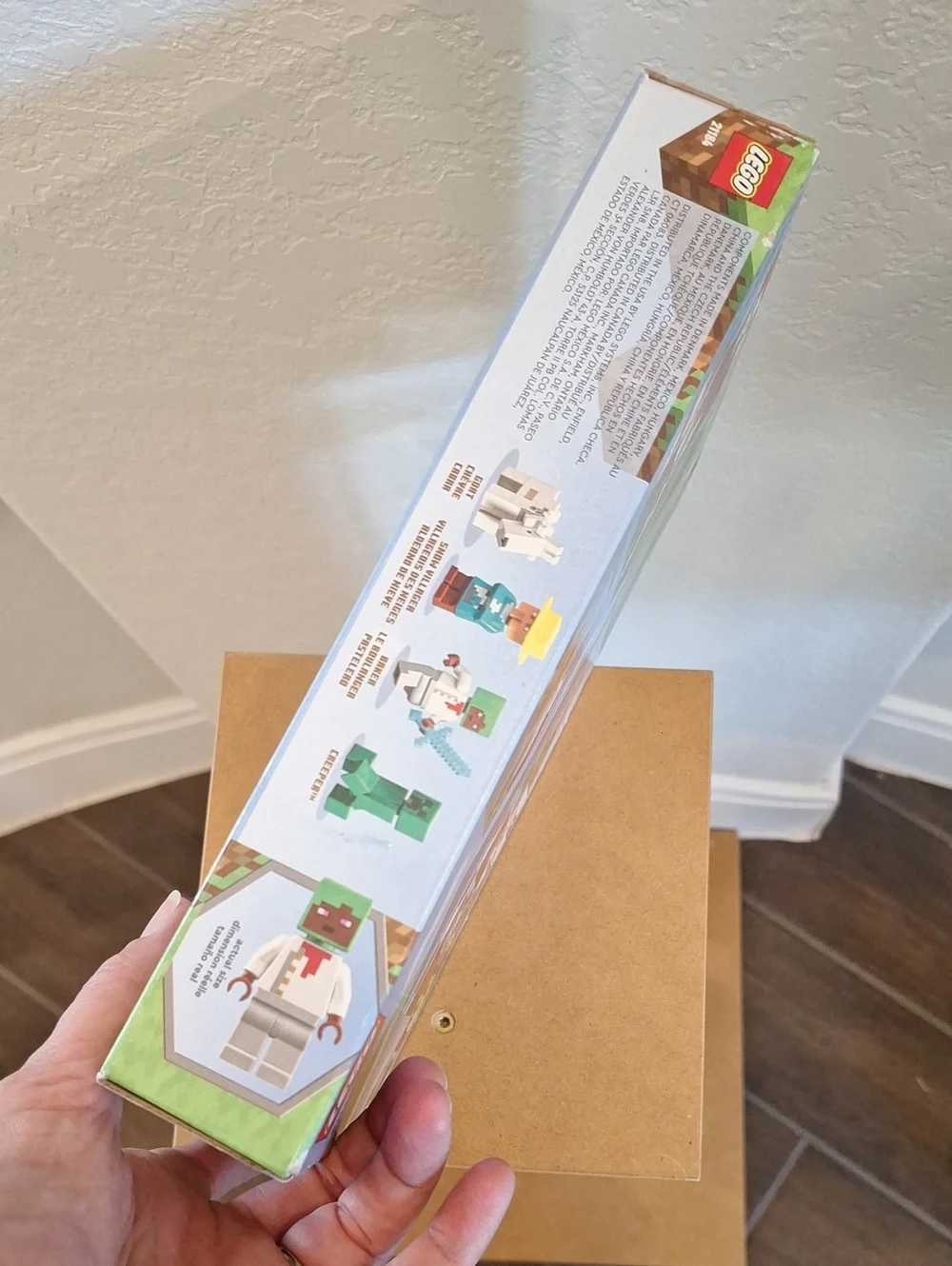 NWT Lego Minecraft The Bakery Set Number 21184